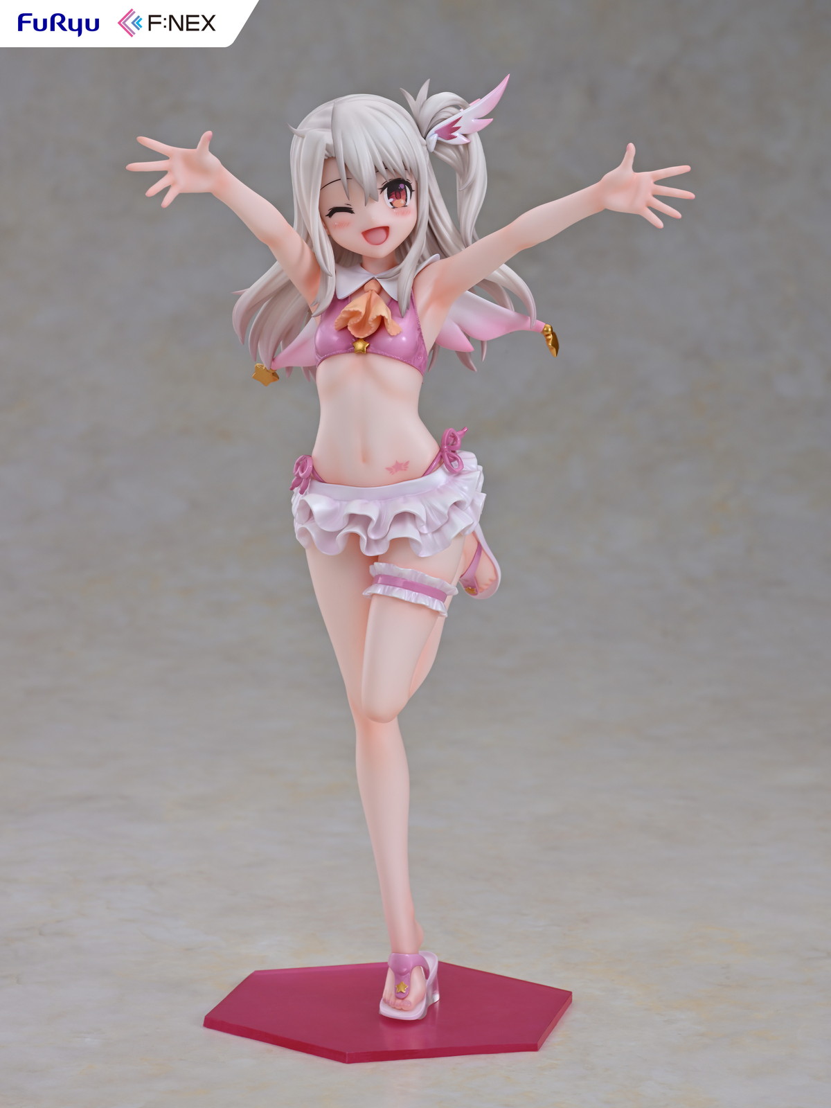 Fate/kaleid liner プリズマ☆イリヤ ツヴァイ！「イリヤスフィール・フォン・アインツベルン 水着 ver.」のフィギュア画像