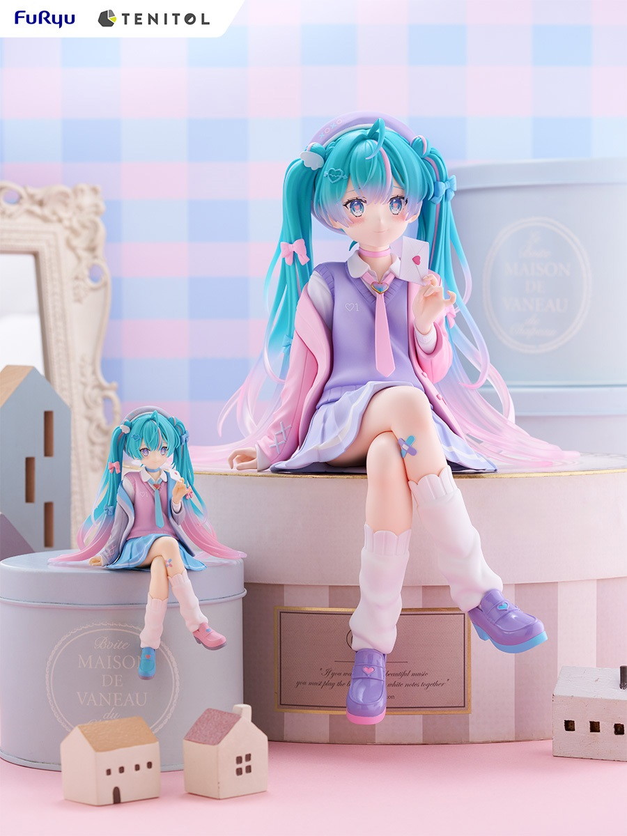 初音ミク「TENITOL BIGぬーどるストッパーフィギュア 初音ミク 恋するブレザーver.」のフィギュア画像