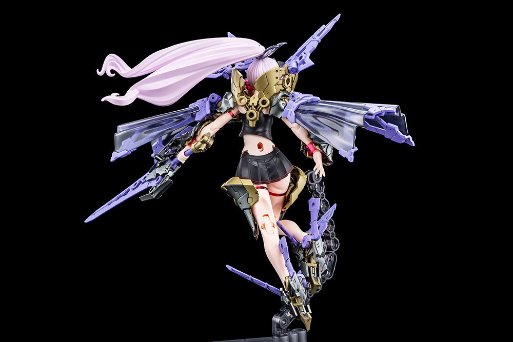 メガミデバイス「BUSTER DOLL パラディン DARKNESS CLAW」のフィギュア画像