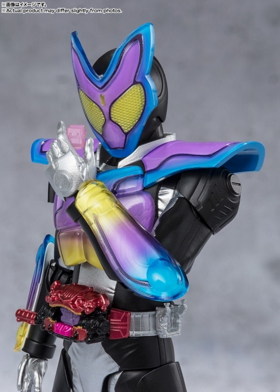 仮面ライダーガヴ「仮面ライダーガヴ ポッピングミフォーム」のフィギュア画像