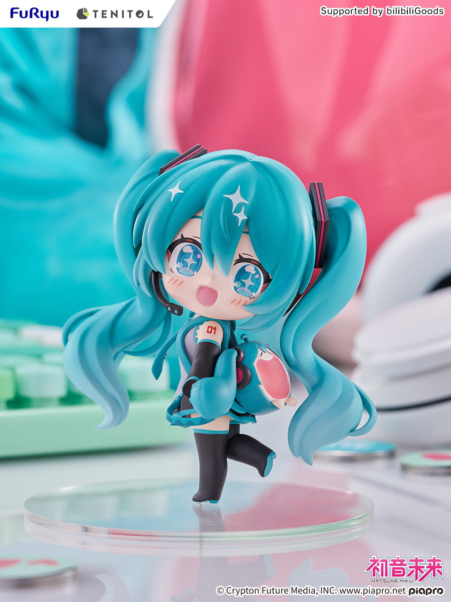 初音ミク「TENITOL 初音ミク UWA ふわふわ可愛い笑顔バッグ［mini］」のフィギュア画像