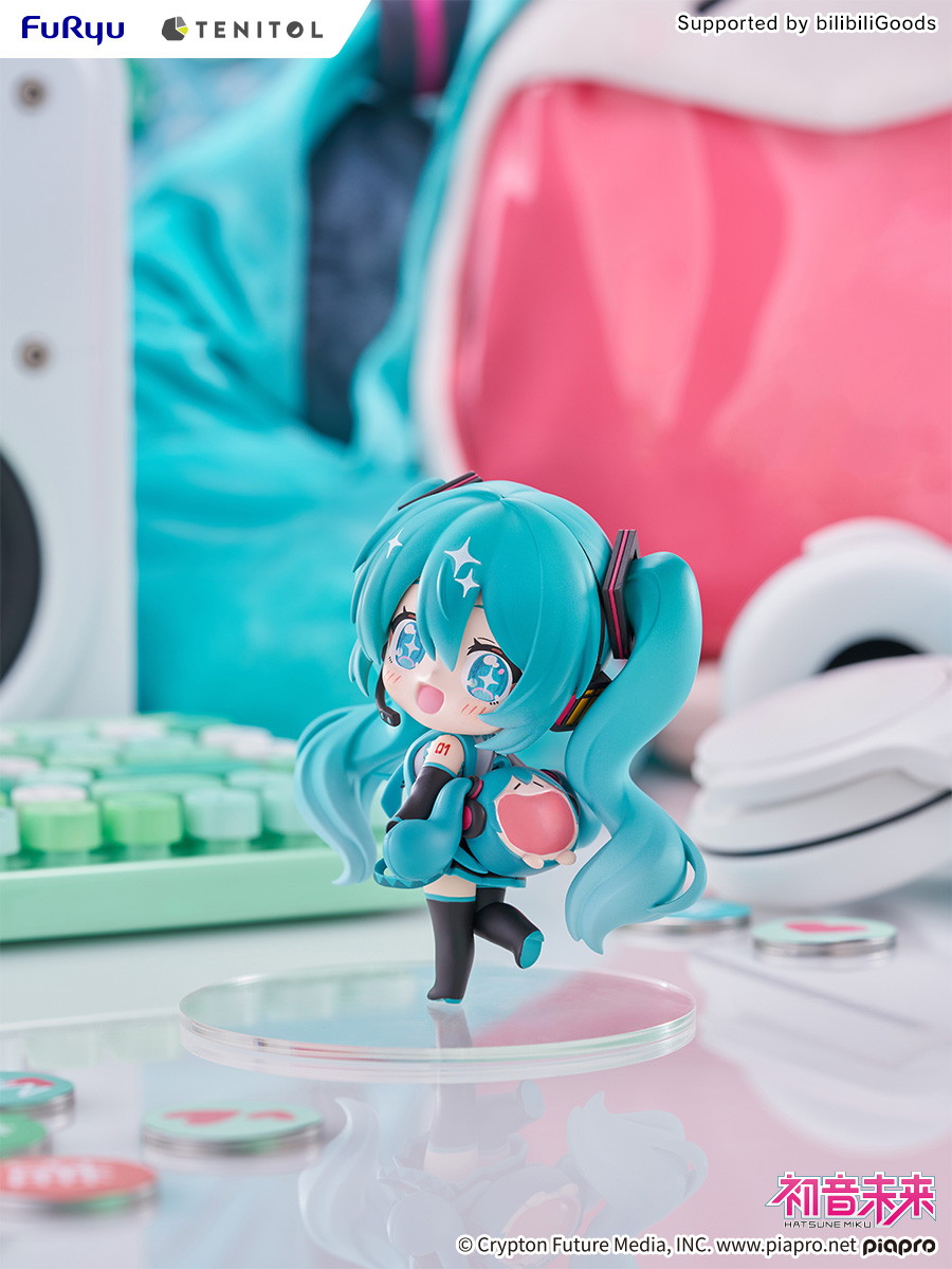 初音ミク「TENITOL 初音ミク UWA ふわふわ可愛い笑顔バッグ［mini］」のフィギュア画像