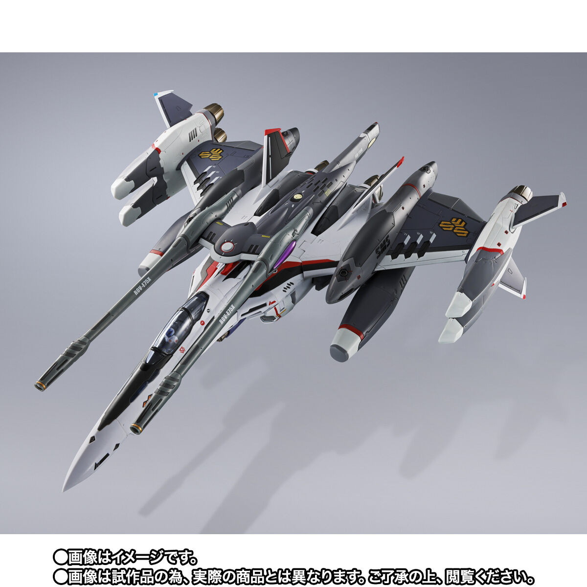 劇場版マクロスF イツワリノウタヒメ「DX超合金 VF-25F トルネードメサイアバルキリー （早乙女アルト機） リバイバルVer.」のフィギュア画像