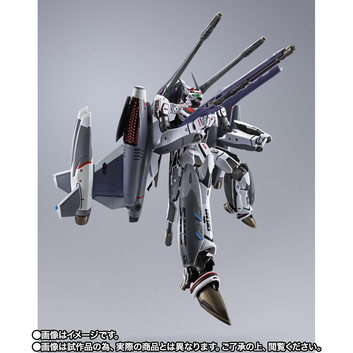 劇場版マクロスF イツワリノウタヒメ「DX超合金 VF-25F トルネードメサイアバルキリー （早乙女アルト機） リバイバルVer.」のフィギュア画像