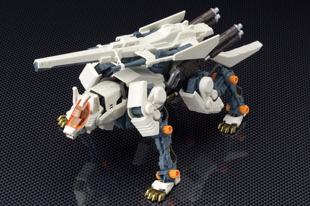 ゾイド -ZOIDS-「RZ-009 コマンドウルフAC＆LC マーキングプラスVer.」のフィギュア画像