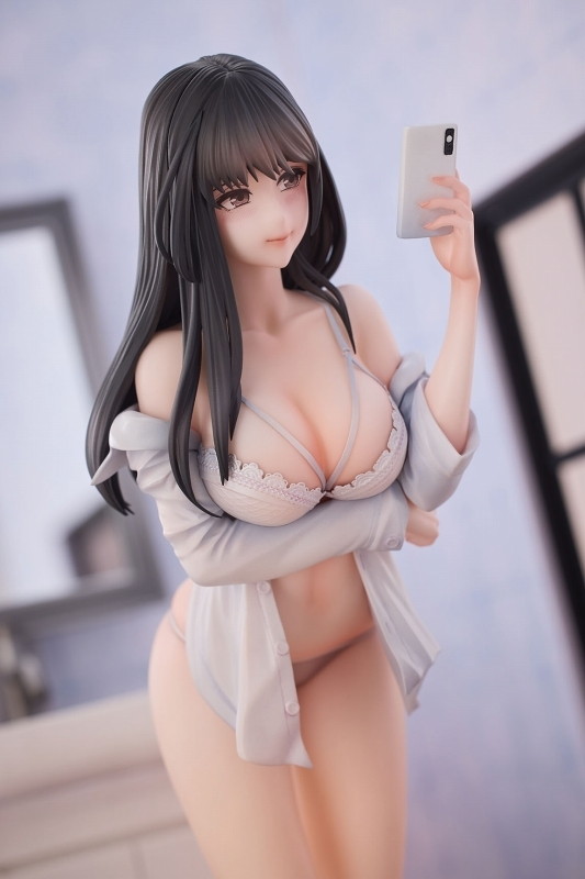 「hitomio拾六 自撮り少女 豪華版」のフィギュア画像