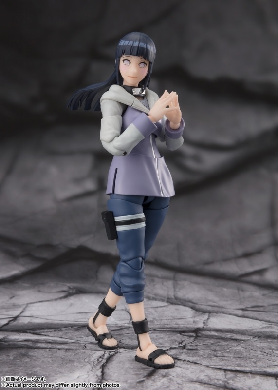 NARUTO-ナルト- 疾風伝「S.H.Figuarts 日向ヒナタ -気高き白き双眸-」のフィギュア画像