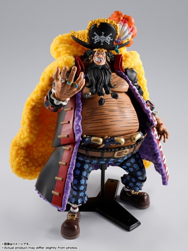 ONE PIECE「S.H.Figuarts マーシャル・D・ティーチ -四皇-」のフィギュア画像