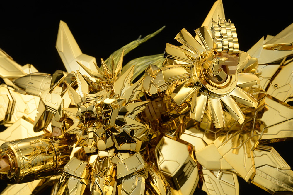 勇者王ガオガイガーFINAL「AMAKUNITECH ジェネシックガオガイガー 金色の破壊神Ver.」のフィギュア画像