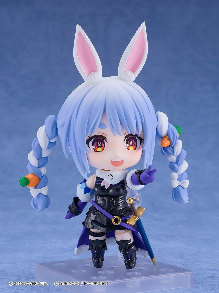 ホロライブプロダクション × Fate/Grand Order「ねんどろいど 兎田ぺこら（マシュ・キリエライト コラボver.）」のフィギュア画像