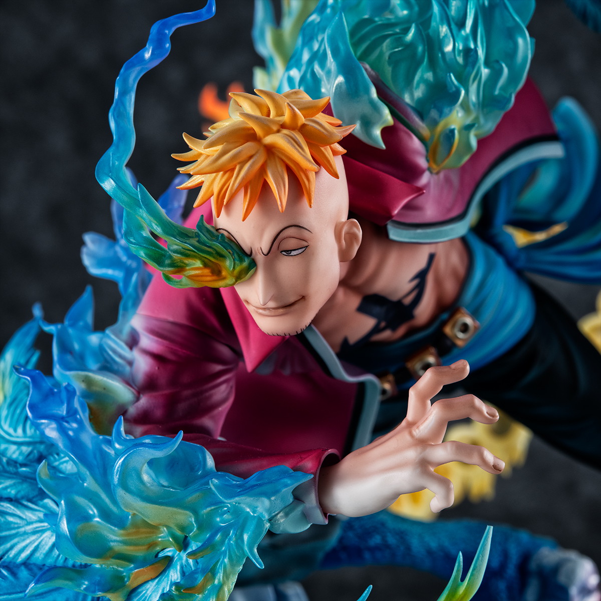 ONE PIECE「Portrait.Of.Pirates ワンピース “MAS-MAXIMUM” 白ひげ海賊団 1番隊隊長 “不死鳥マルコ”」のフィギュア画像