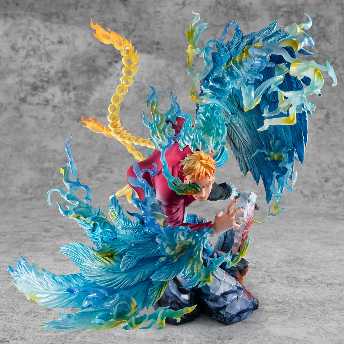 ONE PIECE「Portrait.Of.Pirates ワンピース “MAS-MAXIMUM” 白ひげ海賊団 1番隊隊長 “不死鳥マルコ”」のフィギュア画像