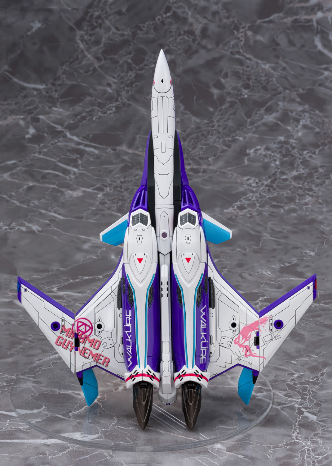 「V.F.G. No.MC-17 マクロスΔ VF-31J ジークフリード 美雲・ギンヌメール」のフィギュア画像