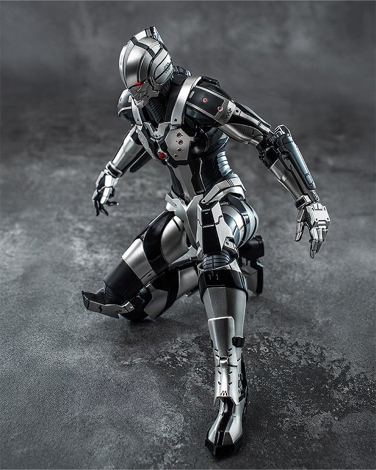 「ULTRAMAN」FINALシーズン「フィグゼロ 1/6 ULTRAMAN SUIT ZOFFY ステルス・バージョン」のフィギュア画像