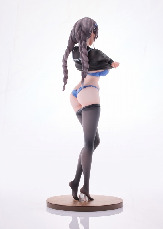 「体育授業を受けたくないギャップ眼鏡娘」のフィギュア画像