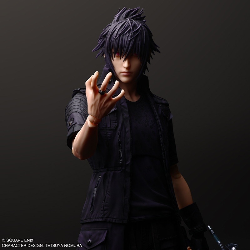 ファイナルファンタジーXV「PLAY ARTS真 ノクティス・ルシス・チェラム」のフィギュア画像