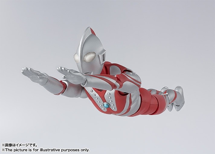 ウルトラマン「S.H.Figuarts ゾフィー（再販版）」のフィギュア画像