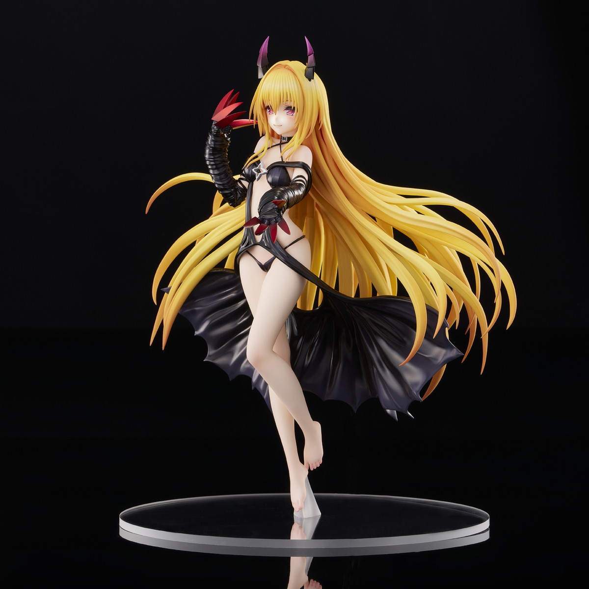 To LOVEる-とらぶる- ダークネス「金色の闇ダークネスver.」のフィギュア画像