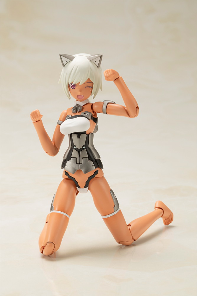 フレームアームズ・ガール「レティシア Silver Ver.」のフィギュア画像