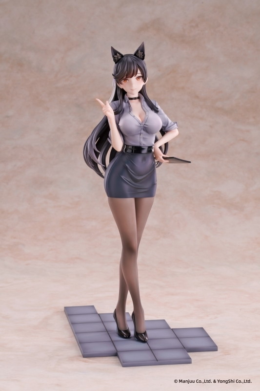 アズールレーン「愛宕 OL Ver.」のフィギュア画像