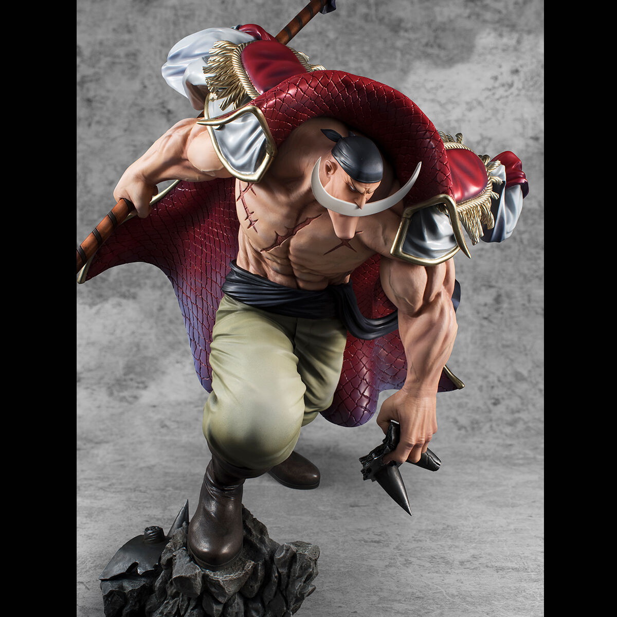 ONE PIECE「Portrait.Of.Pirates ワンピース “NEO-MAXIMUM” “白ひげ” エドワード・ニューゲート【超限定復刻版】」のフィギュア画像