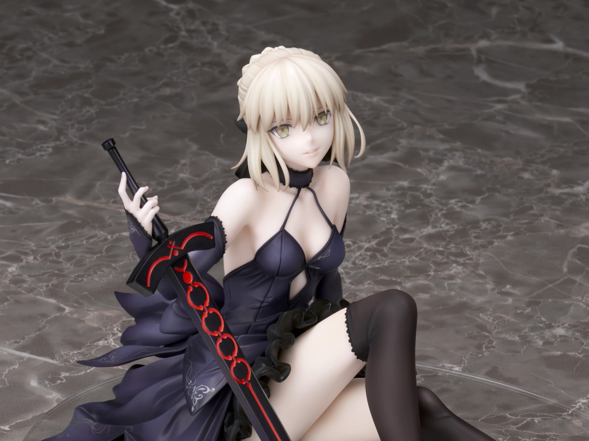 Fate/Grand Order「セイバー／アルトリア・ペンドラゴン〔オルタ〕　宵闇の星Ver.」のフィギュア画像