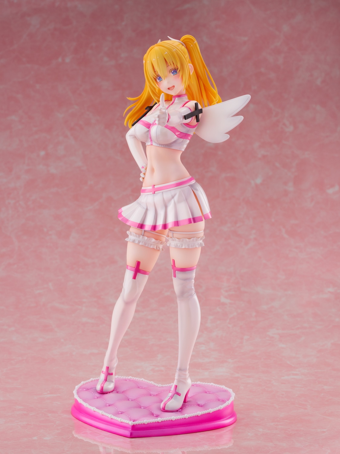 2.5次元の誘惑「リリエル 真・天使形態/リリサ」のフィギュア画像