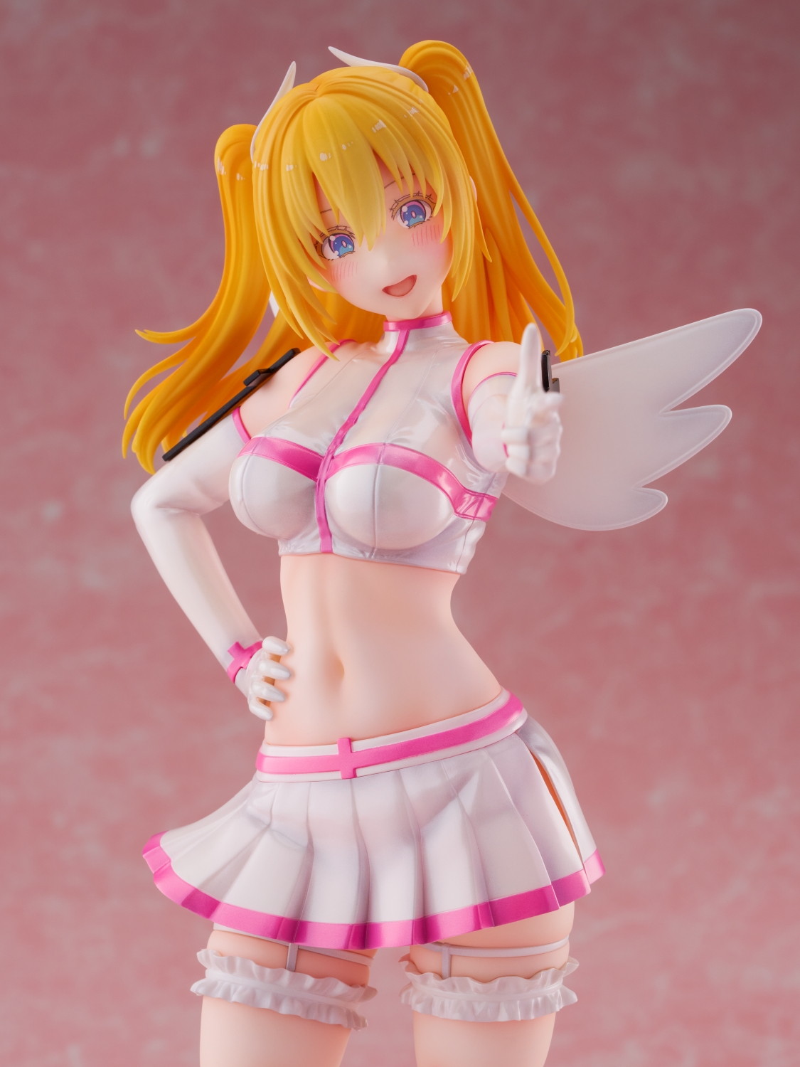 2.5次元の誘惑「リリエル 真・天使形態/リリサ」のフィギュア画像