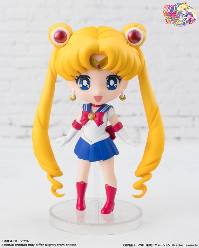 美少女戦士セーラームーンR「Figuarts mini セーラームーン -Crystal Star Compact Edition-」のフィギュア画像