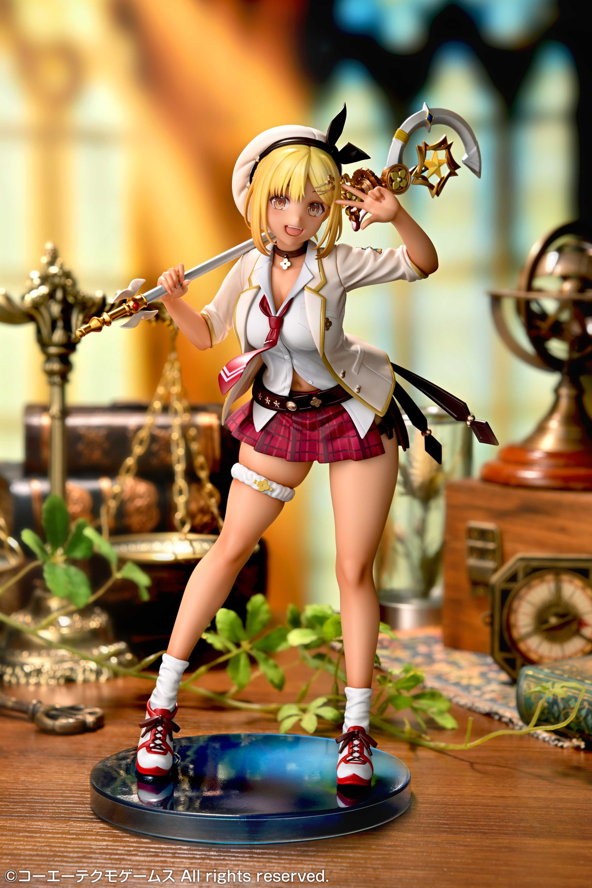 レスレリアーナのアトリエ 〜忘れられた錬金術と極夜の解放者〜「ライザ レスレリ学園Ver.」のフィギュア画像
