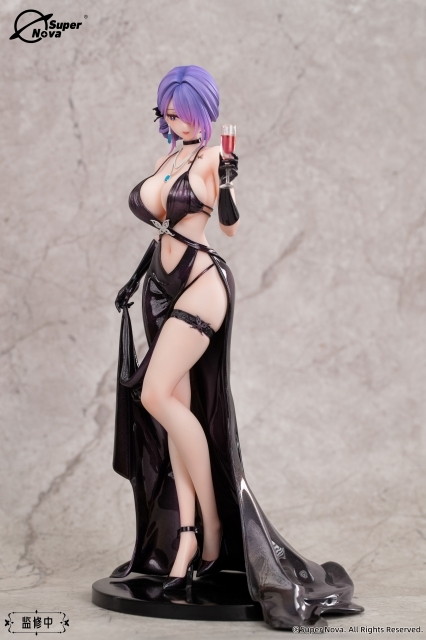「Super Nova × Biya パーティードレスシリーズ ユナ」のフィギュア画像