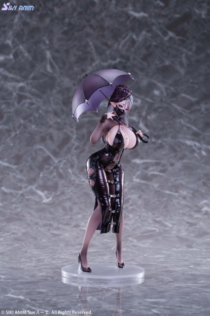 「未亡人 キリエ 豪華版」のフィギュア画像