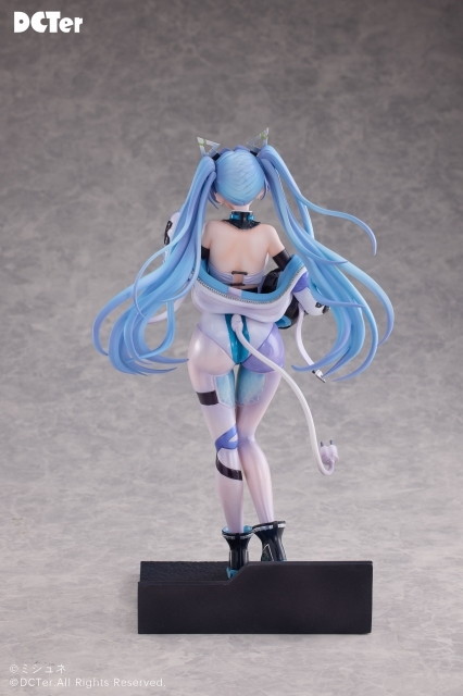 「レーサーロボット - アイラ」のフィギュア画像