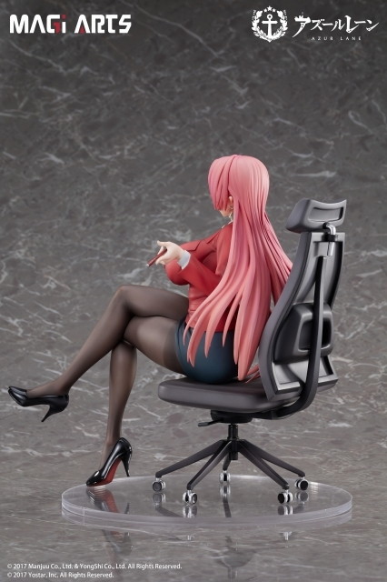 アズールレーン「デューク・オブ・ヨーク 賢装のペダゴーグ」のフィギュア画像