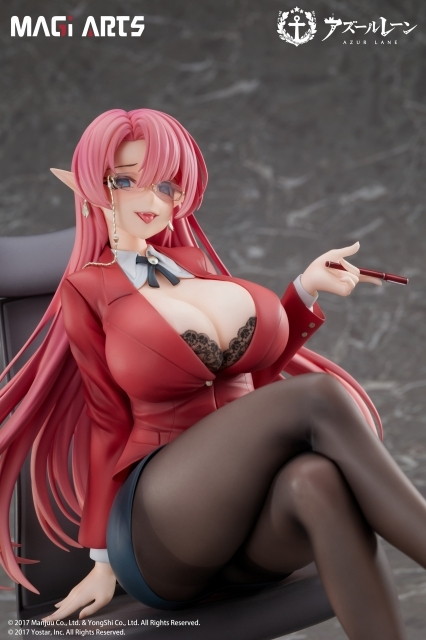 アズールレーン「デューク・オブ・ヨーク 賢装のペダゴーグ」のフィギュア画像