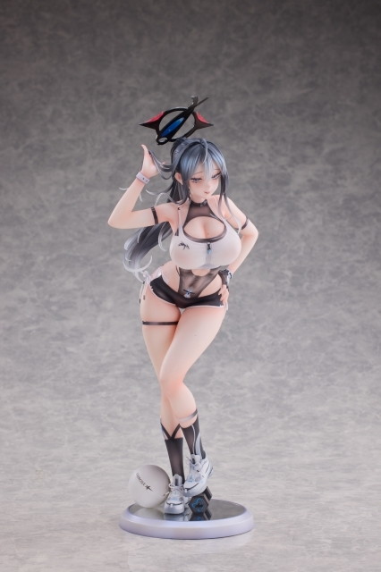 「カナ Illustrated by マデン」のフィギュア画像