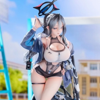「カナ Illustrated by マデン 豪華版」のフィギュア