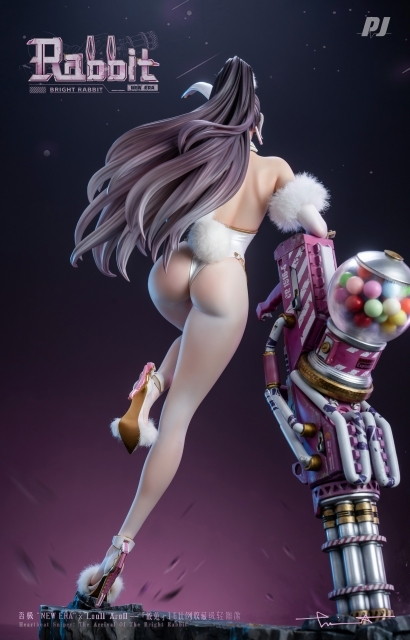 「New Era×Loull AroLL -- Bright Rabbit(ブライトラビット)」のフィギュア画像