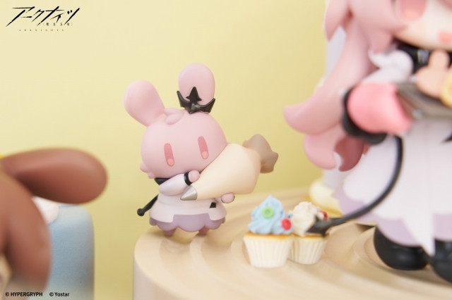 アークナイツ「デザートはいかがですか?ミニシリーズ シヴィライト・エテルナ」のフィギュア画像