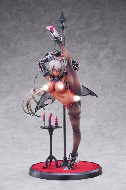 「囚われの騎士 ゼフィリア 褐色Ver.」のフィギュア画像