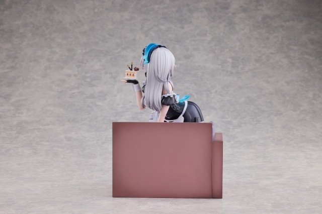 スノウブレイク:禁域降臨「チェルノ&ムルソー 見習いメイド 通常版」のフィギュア画像