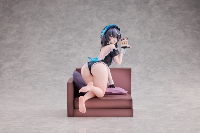 スノウブレイク:禁域降臨「チェルノ&ムルソー 見習いメイド 通常版」のフィギュア画像