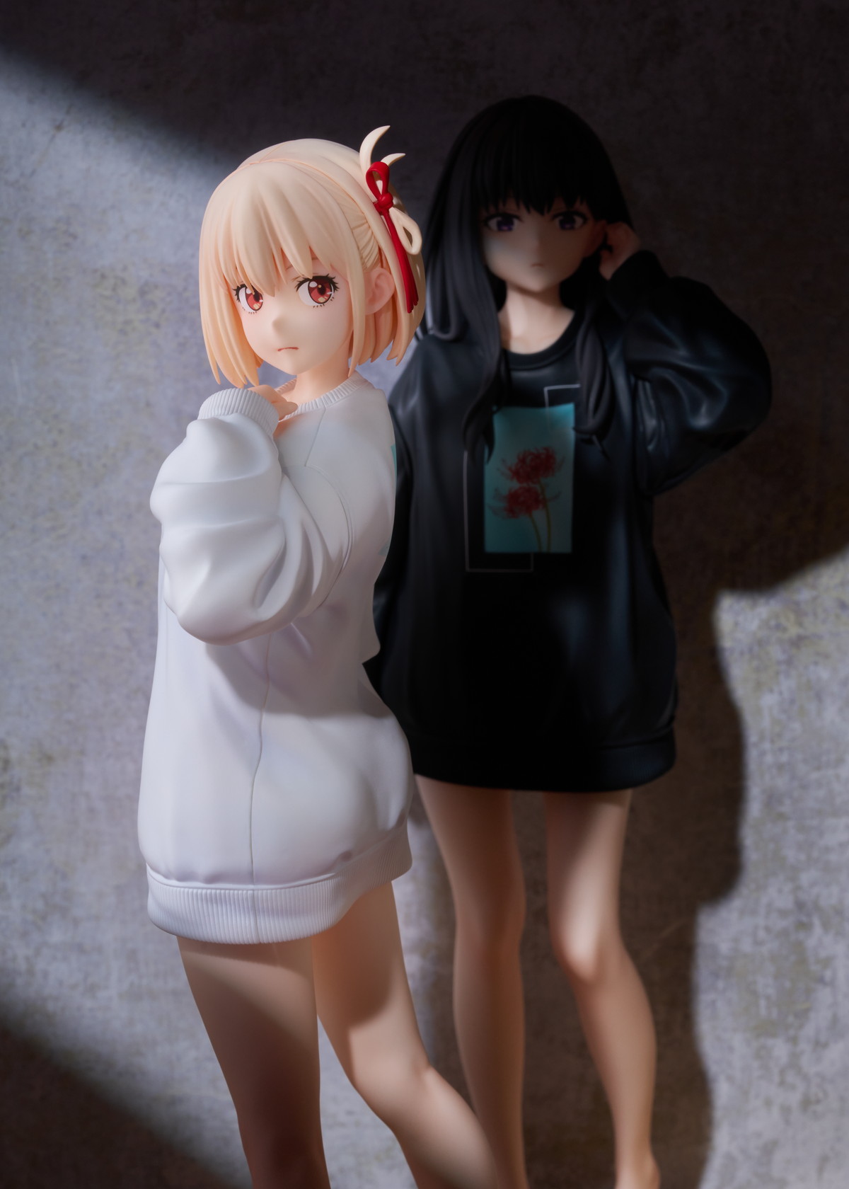 リコリス・リコイル「錦木千束 オーバーサイズトレーナーVer.」のフィギュア画像