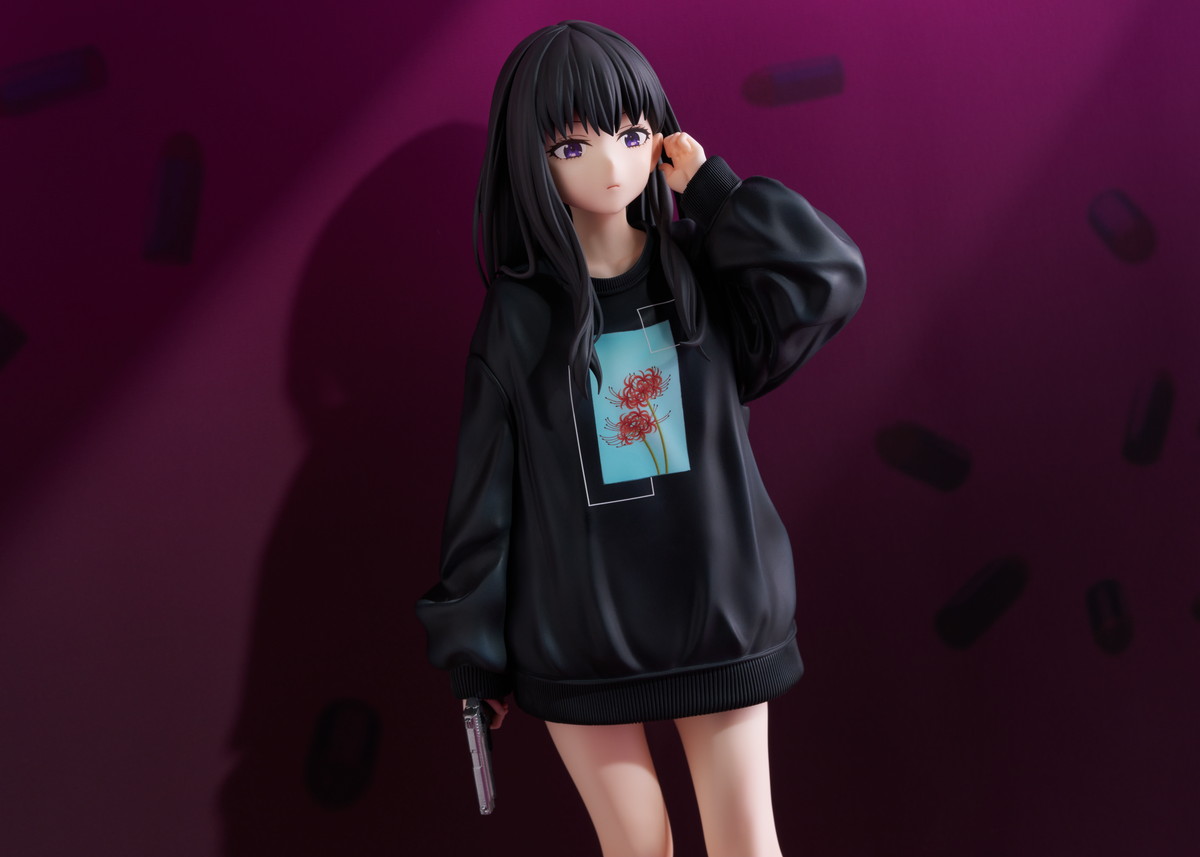 リコリス・リコイル「井ノ上たきな オーバーサイズトレーナーVer.」のフィギュア画像
