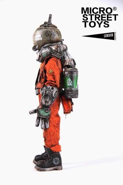 「MICRO STREET TOYS × SONDOR Era of Rust-Roger（イアラァオブラストロジャー）」のフィギュア画像
