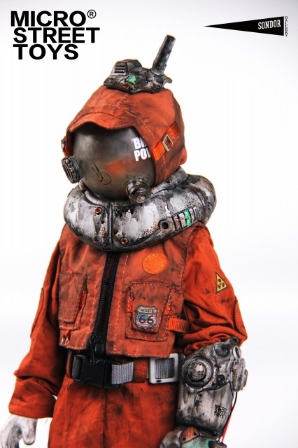 「MICRO STREET TOYS × SONDOR Era of Rust-Roger（イアラァオブラストロジャー）」のフィギュア画像