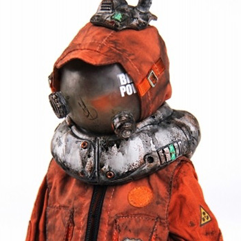 「MICRO STREET TOYS × SONDOR Era of Rust-Roger（イアラァオブラストロジャー）」のフィギュア