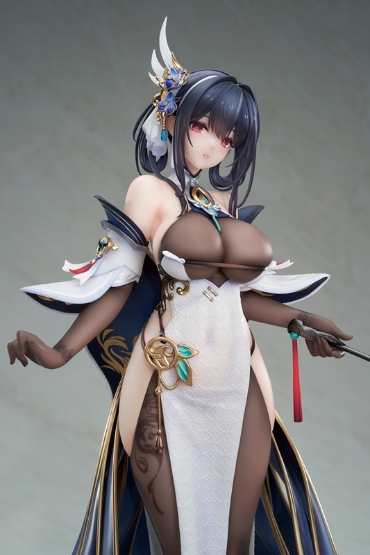 アズールレーン「鎮海 改」のフィギュア画像