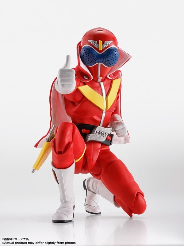 秘密戦隊ゴレンジャー「S.H.Figuarts(真骨彫製法) アカレンジャー スーパー戦隊 50th Anniversary Ver.(初回限定台座付属)」のフィギュア画像
