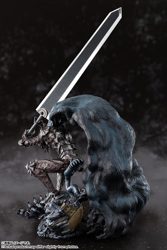 ベルセルク「Figuarts Zero Touche Métallique ガッツ(狂戦士の甲冑)」のフィギュア画像